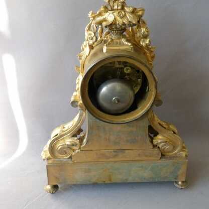 Pendule, Horloge Louis XVI En Bronze Doré Et Porcelaine De Sèvres, époque XIX ème