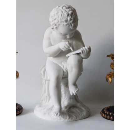 Sculpture En Biscuit, Enfant à l'écriture, Sèvres, d Après Charles-gabriel Sauvage, XIX ème
