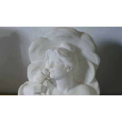 Grande Sculpture En Marbre, Buste De Femme à La Rose, époque Fin XIX ème