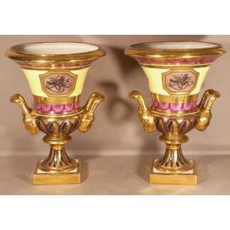 Le Tallec Paris, Paire De Grands Vases Médicis De Style Directoire En Porcelaine Peinte Main