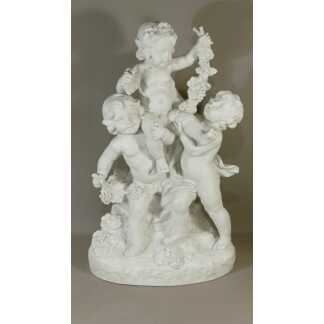 Les 3 Amours Vendangeurs, Grand Groupe En Biscuit par A. De Ranieri, Villenauxe
