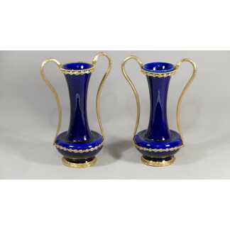 Paire De Vases En Porcelaine Bleu Sèvres Et Bronze Doré Aux Serpents, époque XIX ème