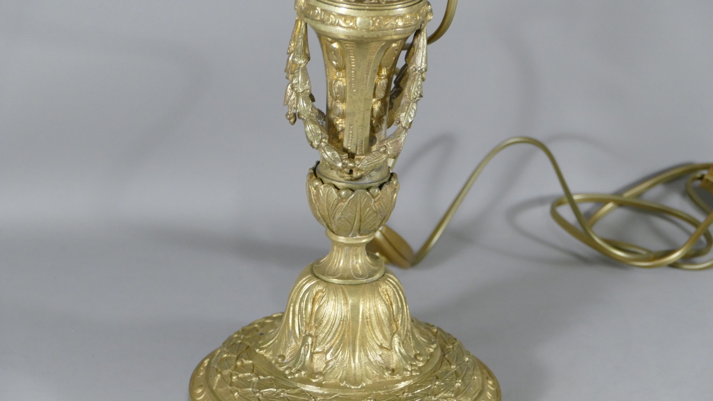 Lampe De Style Louis XVI En Bronze Doré époque XIX ème – Image 4