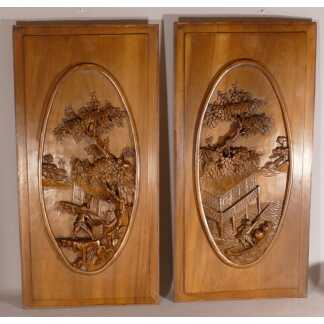 Paire De Panneaux Indochinois En Palissandre Sculpté De Personnages Et Paysage, XIX ème