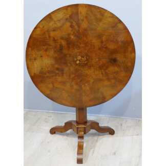 Guéridon Basculant Directoire En Noyer Et Placage De Noyer Avec Marqueterie, Fin XVIII ème
