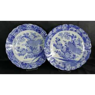 Paire De Grands Plats Asiatiques Style Kraak Au Paon En Porcelaine Blanc Bleu, époque Fin XVIII