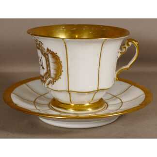 Tasse à Chocolat Louis Philippe En Porcelaine Blanche Et Dorée, époque XIX ème