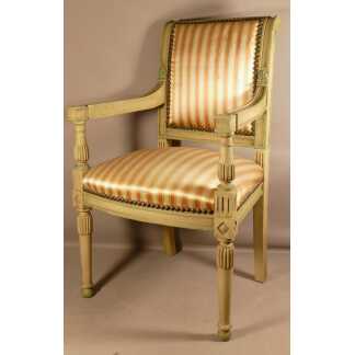 Fauteuil d'Enfant Style Directoire En Bois Peint, époque XIX ème