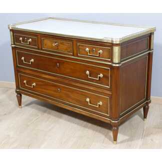 Commode Louis XVI à Galerie En Acajou, Laiton Et Marbre Blanc, époque XVIII ème