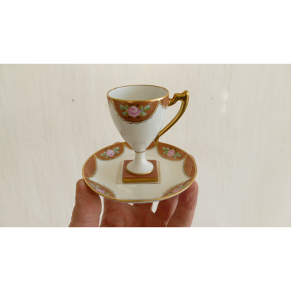 Tasse De Collection En Porcelaine Peinte à La Main, Décor Fleurs Et Or – Image 4