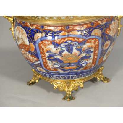 Cache Pot Imari En Porcelaine Et Monture Bronze Doré, époque XIX ème – Image 3