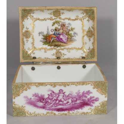 Coffret Aux Putti Magenta d'Après François Boucher En Porcelaine, Meissen?