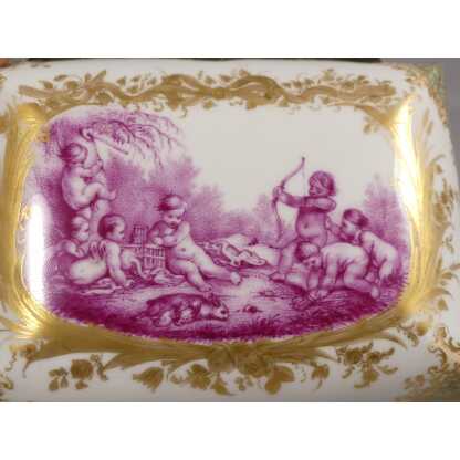 Coffret Aux Putti Magenta d'Après François Boucher En Porcelaine, Meissen? – Image 8