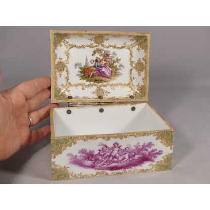 Coffret Aux Putti Magenta d'Après François Boucher En Porcelaine, Meissen? – Image 6