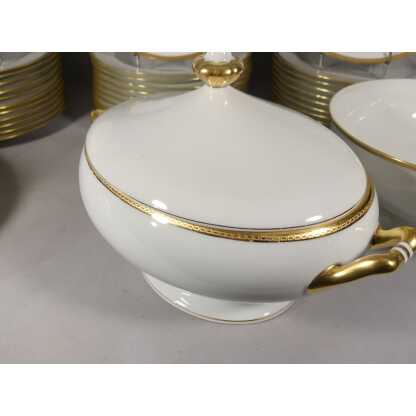 Incrustation d'Or, Partie De Service De Table Pour 12 Personnes En Porcelaine De Limoges – Image 7