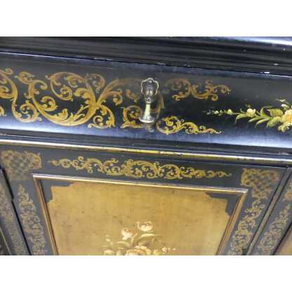 Meuble d'Appui, Buffet Napoléon III Peint De Fleurs Sur Fond Noir Et Doré, époque XIX ème – Image 10
