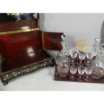 Cave à Liqueur Napoléon III En Marqueterie De Nacre Et Laiton, Verrerie Cristal Baccarat, XIX è – Image 14