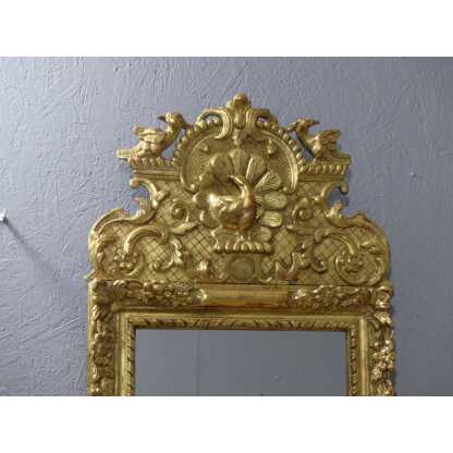 Miroir Louis XIV à Fronton En Résine Doré, époque 1970 – Image 3