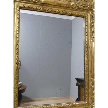 Miroir Louis XIV à Fronton En Résine Doré, époque 1970 – Image 12