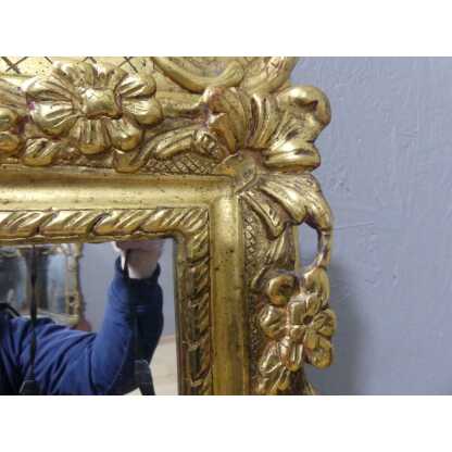 Miroir Louis XIV à Fronton En Résine Doré, époque 1970 – Image 7
