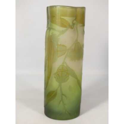 Vase Gallé Modèle Eucalyptus En Verre Multicouches Dégagé à l'Acide, Signature à l'étoile – Image 6