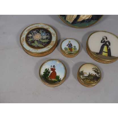 Lot De 6 Boîtes à Dragées En Fixé Sous Verre, époque Romantique Vers 1830-1840 – Image 12