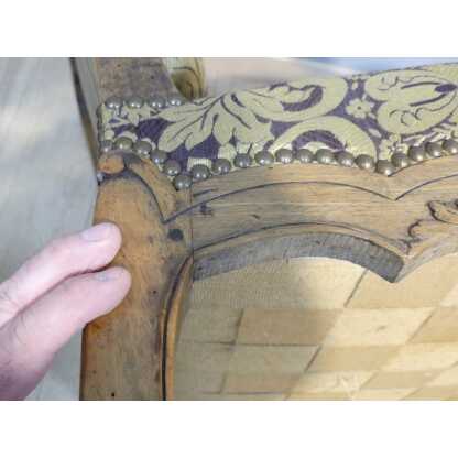 Large Fauteuil d'époque Régence En Noyer Richement Sculpté, Début XVIII ème Siècle – Image 4