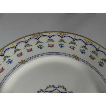 D'Artois, d'Après Un Modèle XVIII ème, Série De 12 Assiettes De Table En Porcelaine De Limoges – Image 4