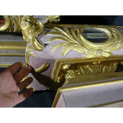 Grand Coffret Reliquaire De Style Louis XVI Aux Angelots En Bois Laqué Doré Possibilité Paire – Image 8