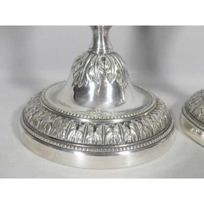 Paire De Bougeoirs Flambeaux Louis XVI En Bronze Argenté époque XVIII ème – Image 4