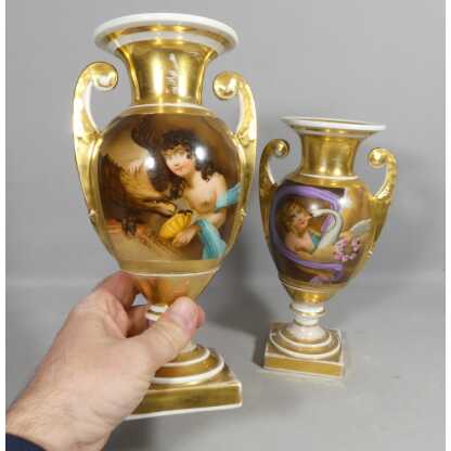 Paire De Vases Zeus, Leda, Aigle Et Cygne, Porcelaine Début XIX ème époque Restauration – Image 3