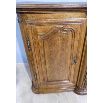Enfilade de boiserie à ressaut d'époque Louis XV en chêne mouluré et sculpté, XVIII ème – Image 18