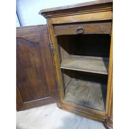 Enfilade de boiserie à ressaut d'époque Louis XV en chêne mouluré et sculpté, XVIII ème – Image 13