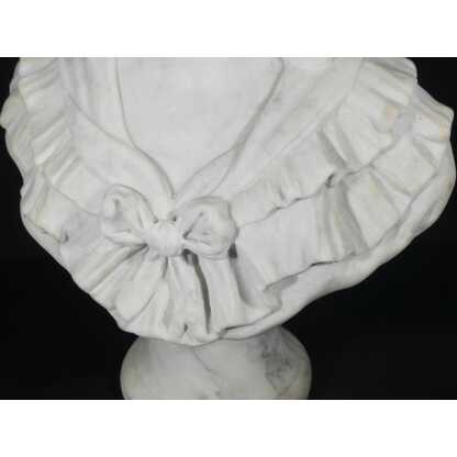 Buste De Jeune Femme En Marbre Signé A Bartel, époque XIX ème – Image 14