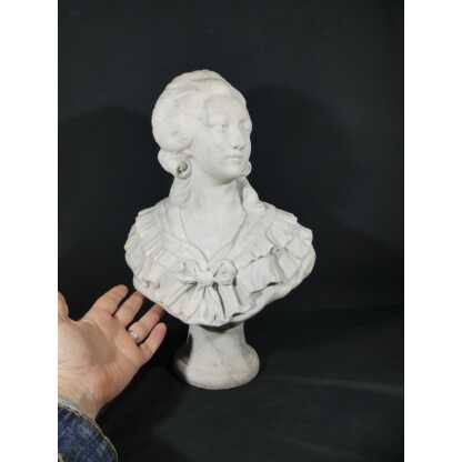Buste De Jeune Femme En Marbre Signé A Bartel, époque XIX ème – Image 3