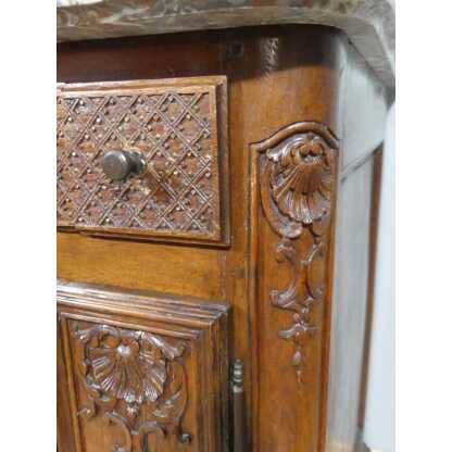 Buffet de chasse Régence en chêne sculpté et marbre, Flandres époque XVIII ème – Image 8