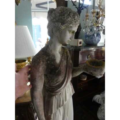 Hébé, grande sculpture de jardin en pierre ciment, déesse, époque début XX ème – Image 7