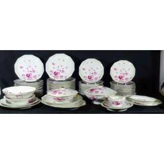 Roses et pétales, service porcelaine Limoges Bernardaud Art Déco pour 12 personnes