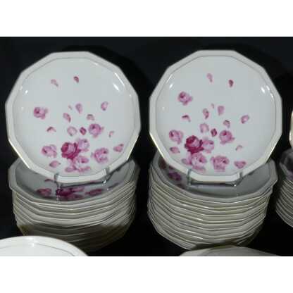Roses et pétales, service porcelaine Limoges Bernardaud Art Déco pour 12 personnes – Image 10