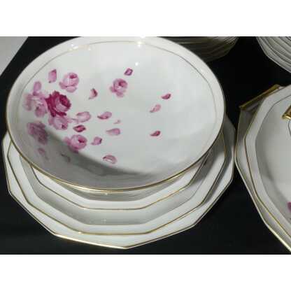 Roses et pétales, service porcelaine Limoges Bernardaud Art Déco pour 12 personnes – Image 8