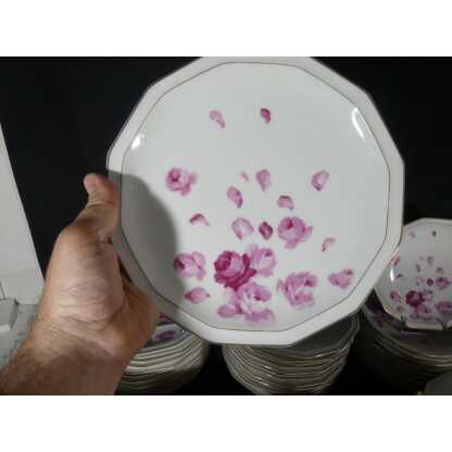 Roses et pétales, service porcelaine Limoges Bernardaud Art Déco pour 12 personnes – Image 7