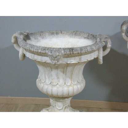 Paire de grands vases de jardin (hauteur 91 cm) en ciment pierre reconstituée Néoclassique – Image 7