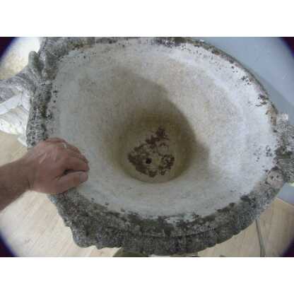 Paire de grands vases de jardin (hauteur 91 cm) en ciment pierre reconstituée Néoclassique – Image 16