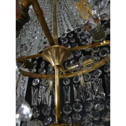 Lustre corbeille montgolfière en laiton, verre et cristal 12 feux, époque milieu XX ème – Image 8