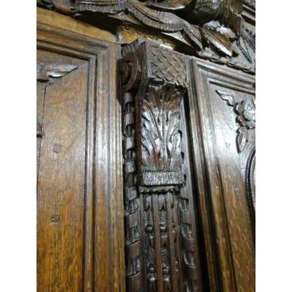 Armoire Normande De Mariage En Chêne Maillé Et Sculpté De Colombes Et Fleurs, époque XVIII ème – Image 14