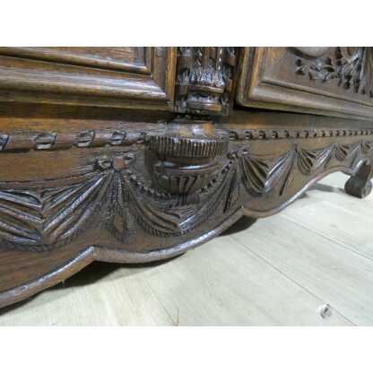 Armoire Normande De Mariage En Chêne Maillé Et Sculpté De Colombes Et Fleurs, époque XVIII ème – Image 12