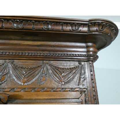 Armoire Normande De Mariage En Chêne Maillé Et Sculpté De Colombes Et Fleurs, époque XVIII ème – Image 11