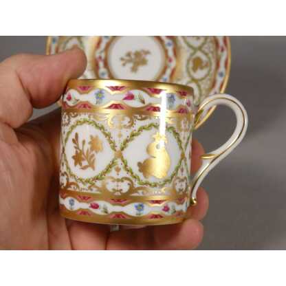 Dauphins, Manufacture Royale Bernardaud tasse historique en porcelaine de Limoges – Image 5