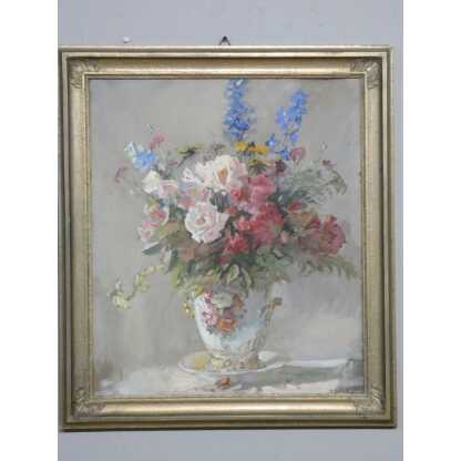 Bouquet de fleurs dans vase en porcelaine, nature morte à la gouache signée H Dame – Image 2