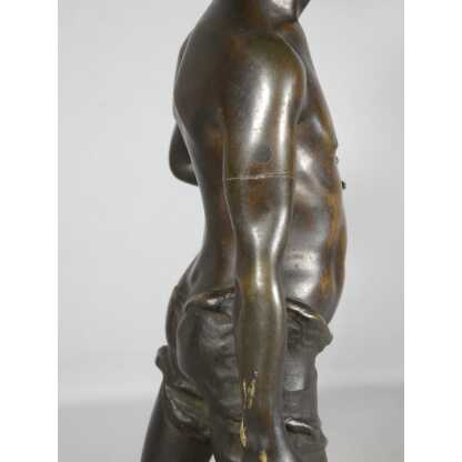 Le jeune pêcheur par Martino, statuette en bronze, époque début XX ème – Image 9
